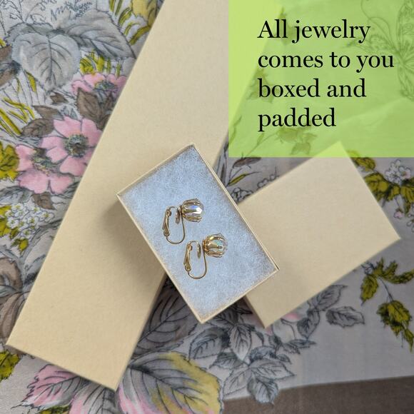 Great Grandmother's Glassine Pearls - Picture 5 of 5